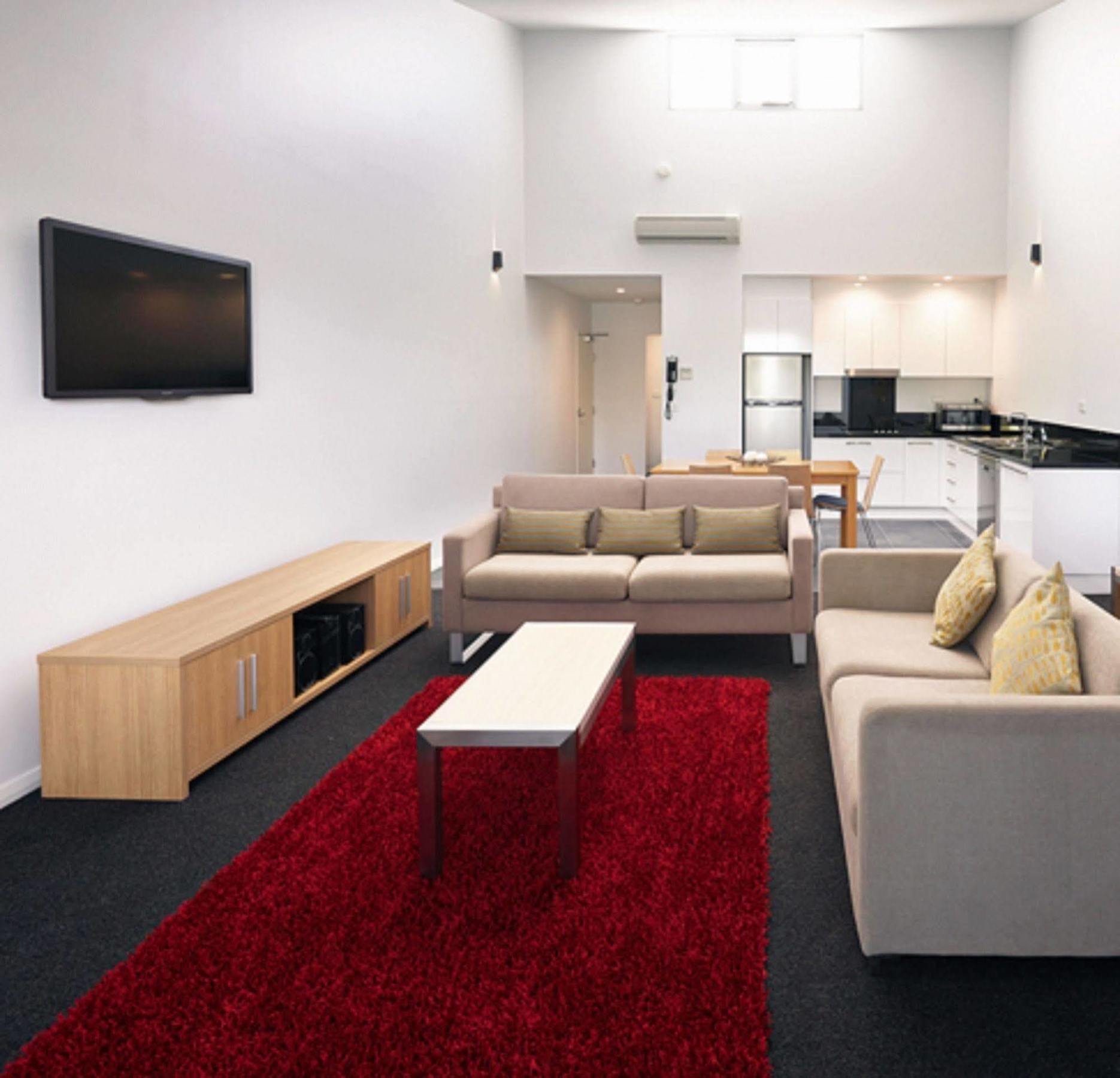 Aparthotel Crown On Darby Newcastle Zewnętrze zdjęcie